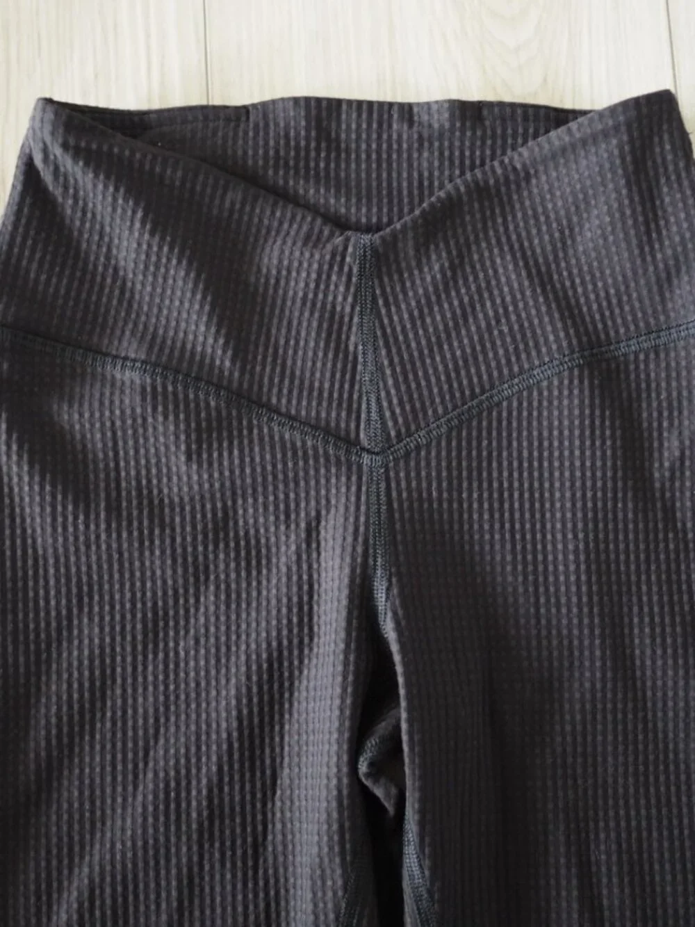 Lululemon V-Waist Yoga Tight 25